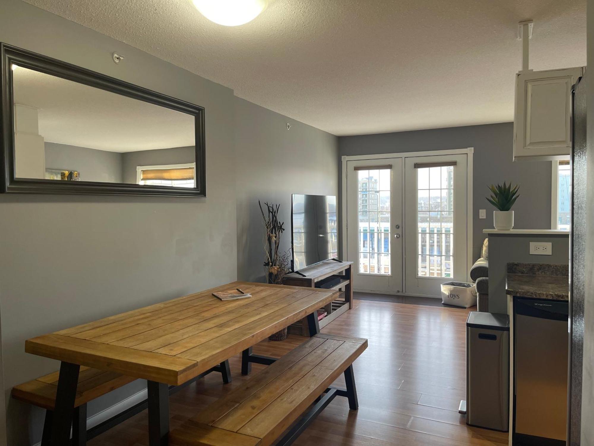 Top Floor Riverfront Condo With Stellar Sunsets! 麦克默里堡 外观 照片